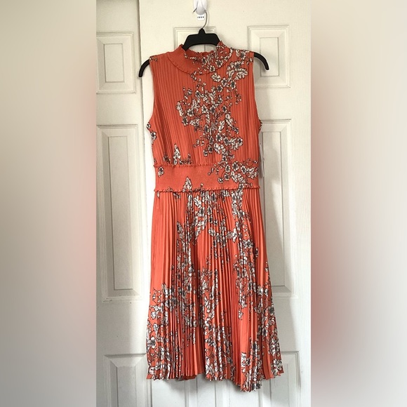 Nanette Lepore NWT Floral Mock Neck Sleeveless Smocked Midi Dress Size 14, 8 - Picture 8 of 9